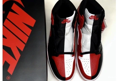 TO 861428-061 JORDAN 1 "HOMAGE AIR RETRO HOME" RED 0822